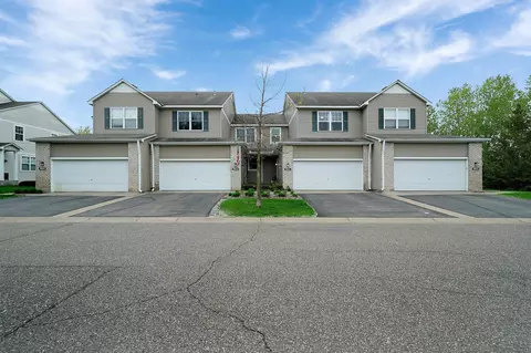 20041 Heathrow Way #2203, Farmington, MN 55024