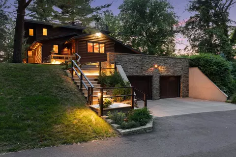 106 France Ave S, Golden Valley, MN 55416