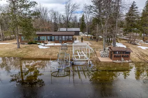 20496 Moose Point Rd, Grand Rapids, MN 55744