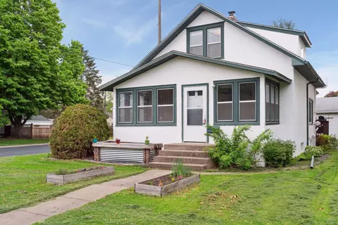 556 14th Ave N, South Saint Paul, MN 55075