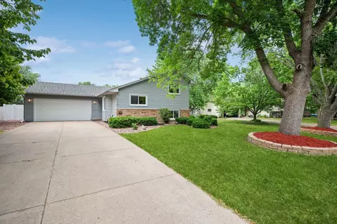 4116 78th Ave N, Brooklyn Park, MN 55443