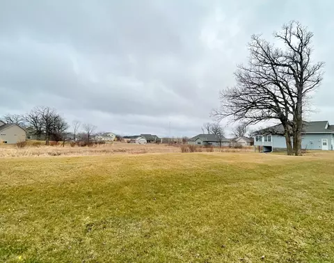 114 Oak Leaf Dr, Albany, MN 56307