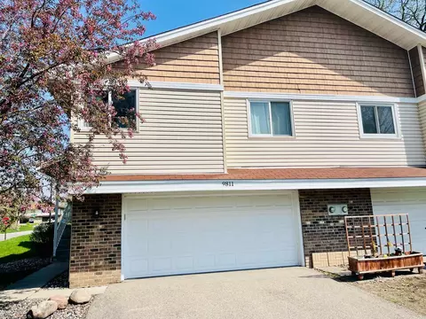 9811 Cavell Cir, Bloomington, MN 55438