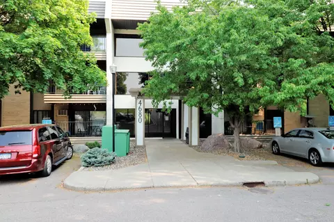 4680 Tower St SE #302, Prior Lake, MN 55372