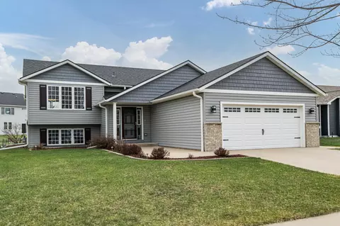 2107 9th Ave NE, Kasson, MN 55944