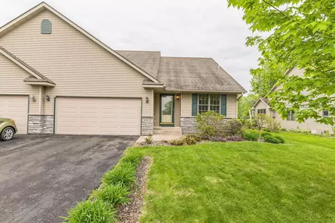 30931 Lyman Ct, Lindstrom, MN 55045