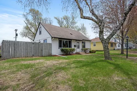 8201 Harriet Ave S, Bloomington, MN 55420