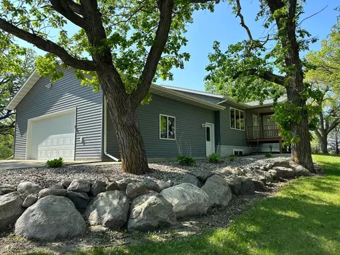 16172 State Highway 78, Battle Lake, MN 56515
