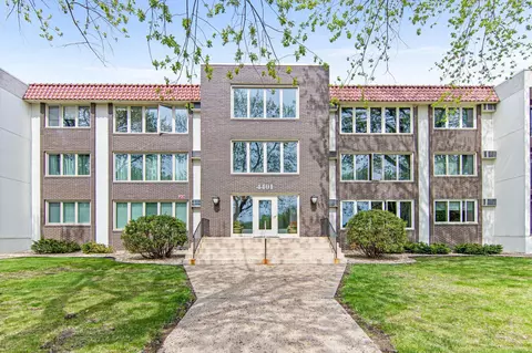 4401 Parklawn Ave #102W, Edina, MN 55435