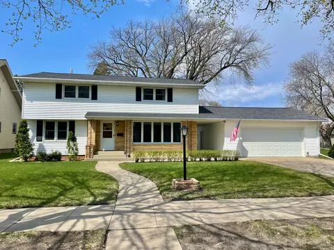 328 N O Connell Ave, Springfield, MN 56087