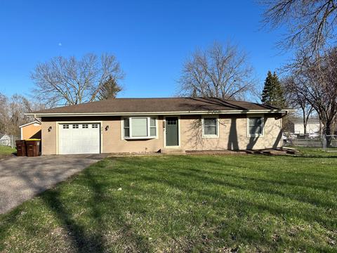 301 Hooper St, Jordan, MN 55352
