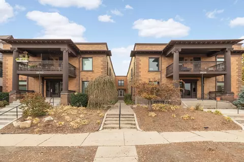1928 Aldrich Ave S #B204, Minneapolis, MN 55403