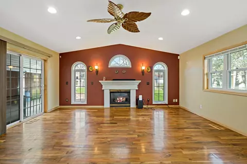 7311 Jackson St NE, Fridley, MN 55432