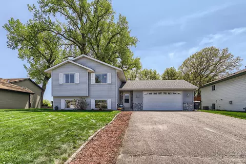6545 377th St, North Branch, MN 55056
