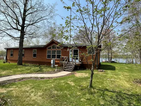18143 Badger Rd, Grand Rapids, MN 55744