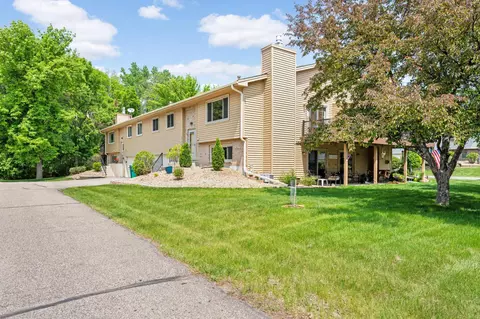 13012 45th Ave N, Plymouth, MN 55442