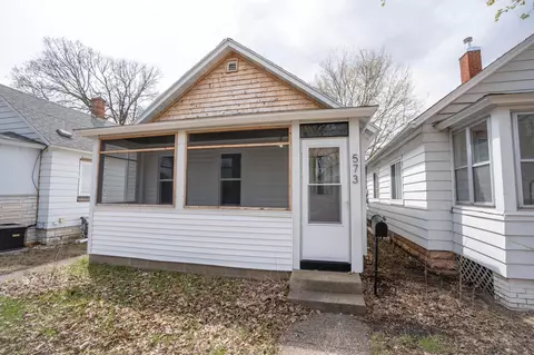 573 W 8th St, Winona, MN 55987