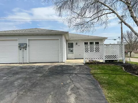 3003 25th St NW, Rochester, MN 55901