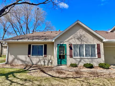 8463 Thomas Ct N, Brooklyn Park, MN 55444