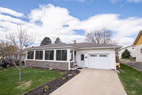317 N Badger St, Caledonia, MN 55921