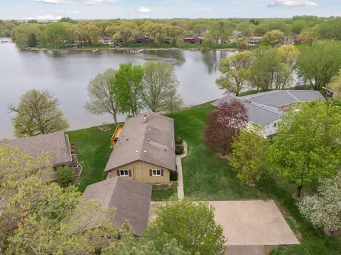 13504 Gladiola St NW, Andover, MN 55304