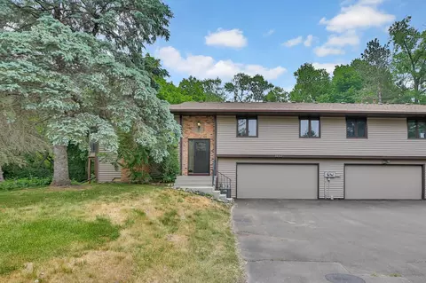 30163 Olinda Trl, Lindstrom, MN 55045