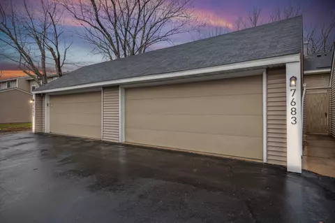 7683 Whitney Dr, Apple Valley, MN 55124
