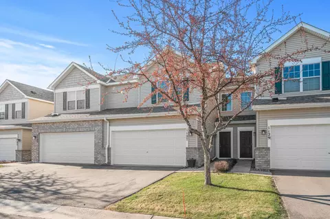 1127 Bergmann Dr, Stillwater, MN 55082