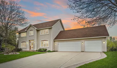 7280 Newbury Ct, Woodbury, MN 55125
