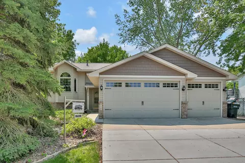 846 115th Ave NE, Blaine, MN 55434
