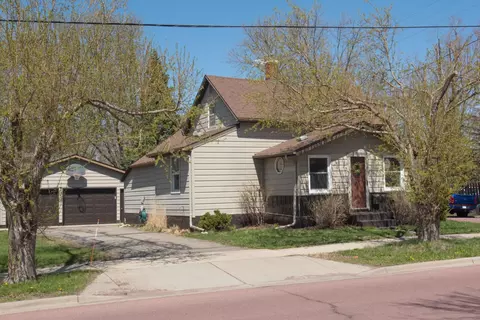 940 Marsh St, Mankato, MN 56001