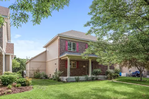 2713 Alamo Cir NE, Blaine, MN 55449