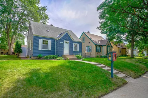 1742 Arlington Ave E, Saint Paul, MN 55106