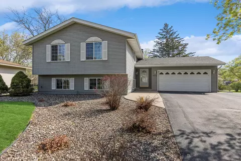 4372 Medary Ave, Eagan, MN 55122