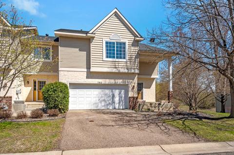 382 Brickyard Dr, Chaska, MN 55318