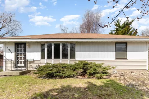 10524 Drew Ave S, Bloomington, MN 55431