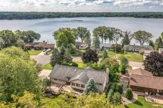 12135 168th St W, Lakeville, MN 55044