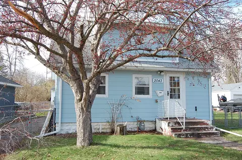 2043 Manitou Ave, Saint Paul, MN 55119