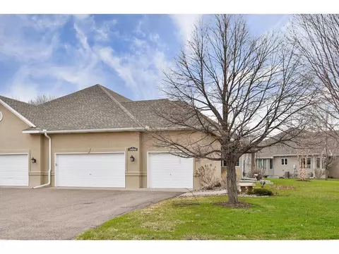 18050 39th Pl N, Plymouth, MN 55446
