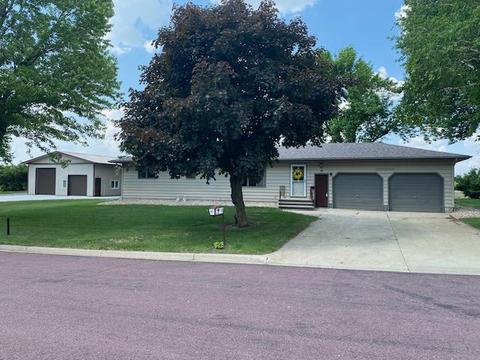 429 Sparks Dr, Granada, MN 56039