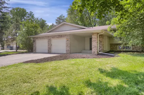 871 Westview Ct, Shoreview, MN 55126