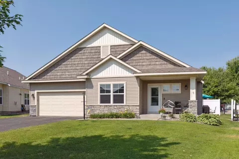 103 Linden Ave, Hudson, WI 54016