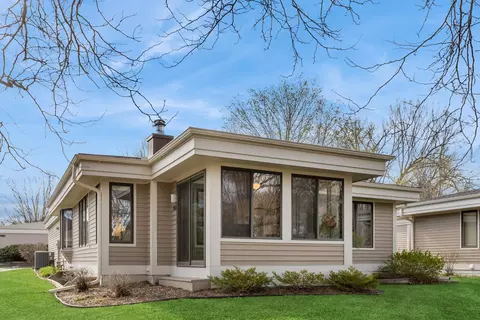 747 Lincoln St N, Northfield, MN 55057