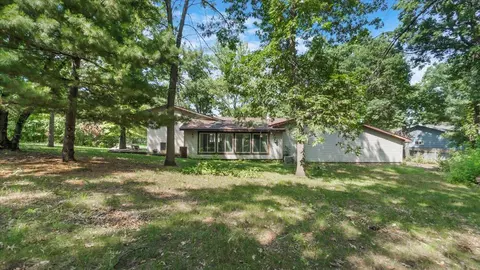 1742 Oregon Trl, Saint Cloud, MN 56301 photo 3