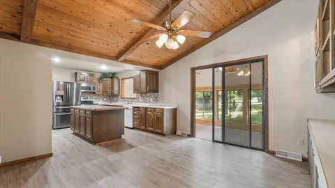 1742 Oregon Trl, Saint Cloud, MN 56301 photo 17