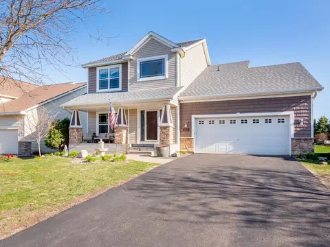 10816 Ashley Ln, Woodbury, MN 55129