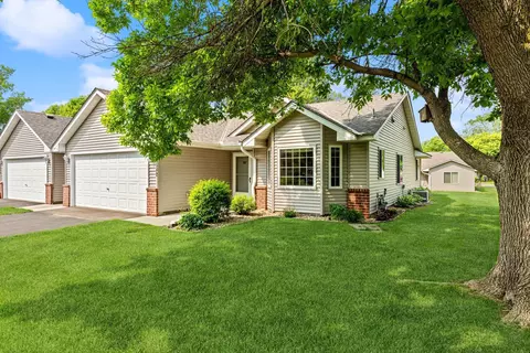10542 Redwood St NW, Coon Rapids, MN 55433