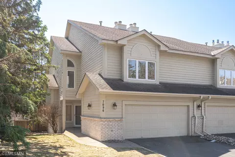 7096 Cahill Rd, Edina, MN 55439
