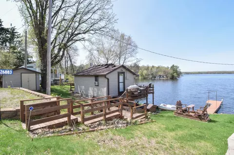 26883 Legend St, Mora, MN 55051