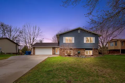 13624 Irving Ave S, Burnsville, MN 55337